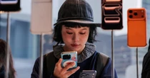 iPhone 17、米国・中国で好調　売れ行きを支える「コスパ」の良さ
