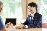 “会話が盛り上がった商談”ほど危ない――売れる営業が使う「沈黙」とは？