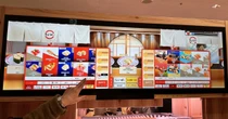 スシローの注文用ディスプレイ「デジロー」は何がすごい？　大画面に盛り込まれた数々の仕掛け