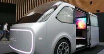 シャープのEV、鴻海「モデルA」ベースに家庭でも手が届く価格帯　年内にコンセプトカー