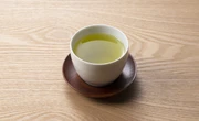 客先で出された飲み物に「手を付けてはいけない」って本当？　訪問時の注意点
