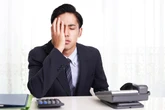 若手社員「会社にかかってきた電話を早く取りすぎるのは失礼？」　電話・メール対応の基本を確認