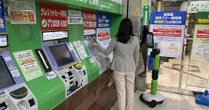 JR東日本、アバターロボ案内を検証　1拠点から3駅を遠隔操作