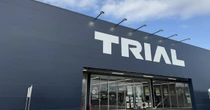 なぜ福岡の郊外に有名企業が集まるのか？　九州発のスーパー「トライアル」が仕掛ける「横のDX」