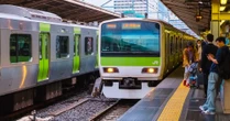 JR東日本、駅アナウンスをスマホで“見える化”　聴覚障害者・訪日客に多言語対応