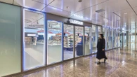 「セルフレジの次のDX」は? ロボ店員、アバター接客……大手コンビニ3社が進める“省人化計画”の中身