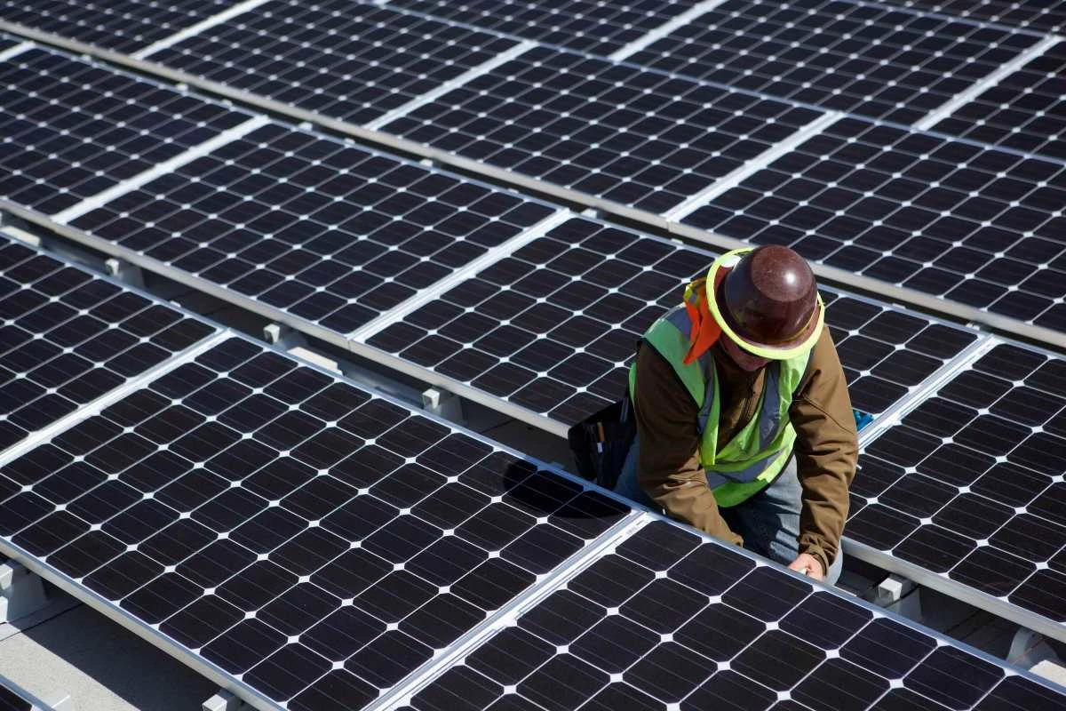 Meta adds another 650 MW of solar power to its AI push
