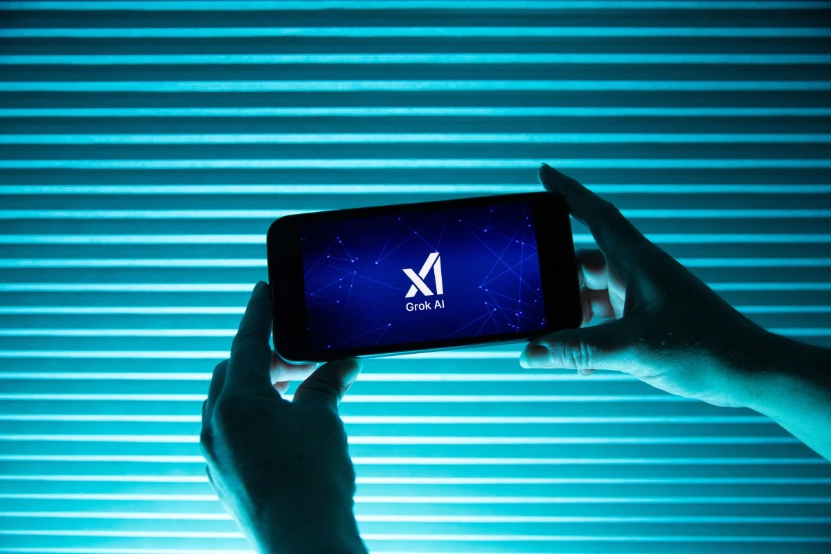 Senior engineers, including co-founders, exit xAI amid controversy