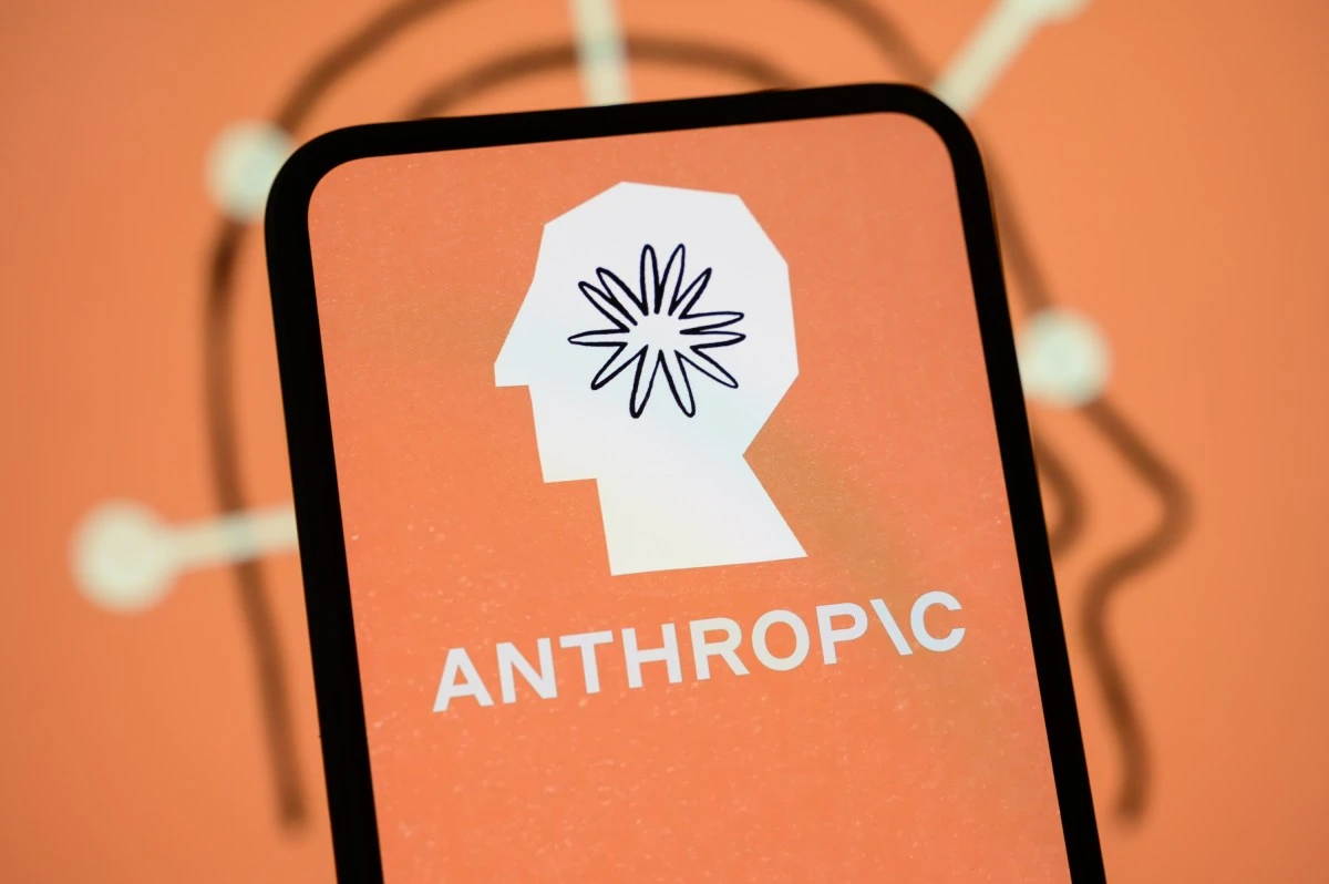 Anthropic is discussing a new custom chip with Samsung