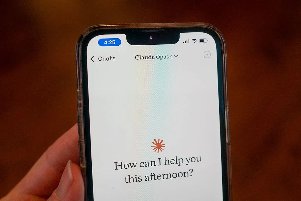Users are ditching ChatGPT for Claude. Here’s how to make the switch