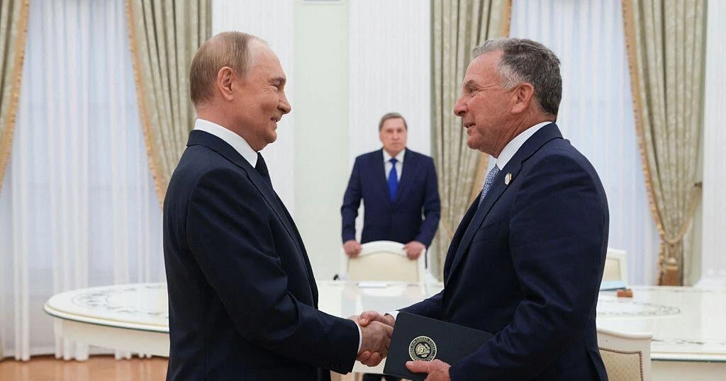 Putin gave U.S. envoy award for CIA official whose son died fighting for Russia
