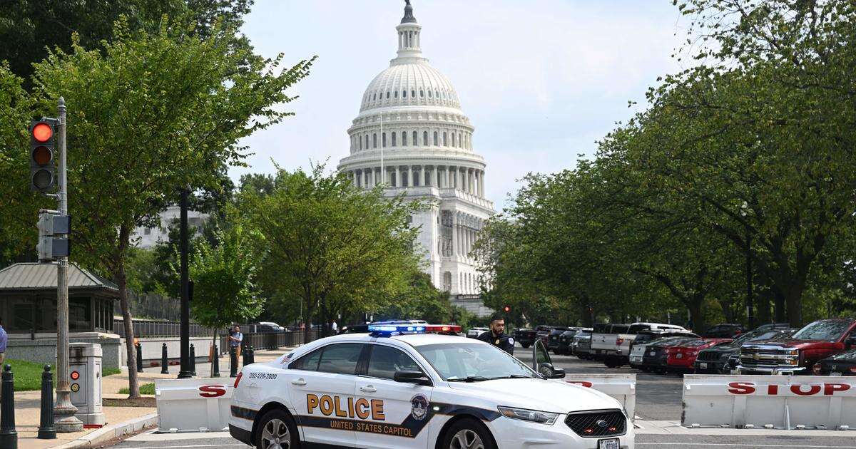 Threats against federal officials surging, Capitol police report shows