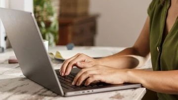 Victoria's two-day-a-week work from home plan draws criticism