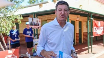 Zempilas looks set to win seat, but cloud over leadership future