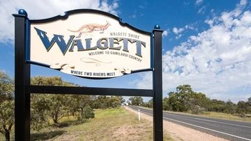 Teen allegedly threatens women with machete, leads police on 100km chase