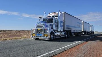 Call to help truckies amid ongoing fuel crisis