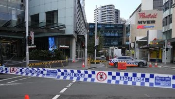 'Escape, hide, tell': Terror cop's plea after mass stabbing