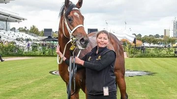 'We are heartbroken': Racing community mourns popular stablehand after tragic death