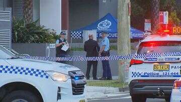 Woman dead after fall from ninth-floor balcony in Sydney