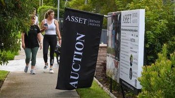 New data reveals it's not just homeowners holding on for rate cut