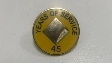 Commonwealth Bank under fire over this tiny yellow pin