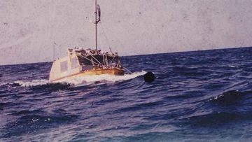 Australian adventurer circumnavigates the globe in a modified Ford