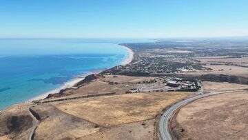 Packed public meeting amid growing dust anger in seaside suburb