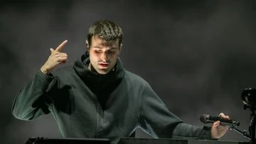 Popular DJ announces more Aussie shows after surprise arrival