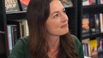 From BookTok to New York Times bestseller: How Aussie teacher defied the odds