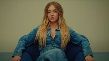US retailer's stock soars after announcing ad campaign with Sydney Sweeney