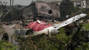Engine fuel switches flipped to 'CUT OFF' during deadly Air India crash, report says