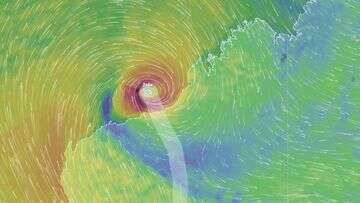 Cyclone Zelia could bring rainfall in excess of 500mm, 220km/h winds