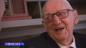 Forgotten Australian soldier receives medal 80 years after WWII