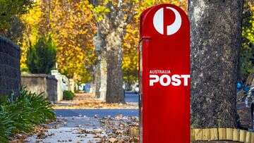 Australia Post signs fresh deal with banks as branch closure ban extends to 2027