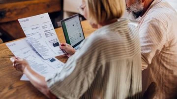 A quarter of Victorian households can soon slash $100 off their power bill