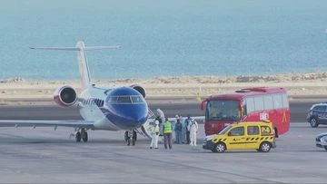 Hantavirus cruise evacuees hours away from Australia homecoming