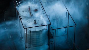 Fears leaking chemical tank will explode, 40,000 told to evacuate