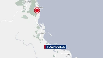 Paraglider dies after falling 20 metres from parachute over Far North Queensland