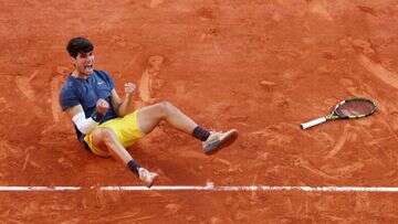 Carlos Alcaraz wins third grand slam title with five-set victory at the French Open