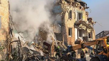 Any hope of peace falls apart as deadly strike threatens all-out war