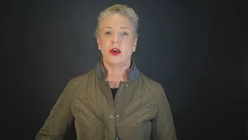 Senator unloads on 'shocking' senior Liberal's women comment