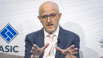 Spy chief warns of 'disruptive, destructive' Chinese espionage threat