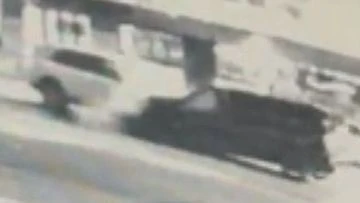 'Drunk' woman, 23, allegedly crashes Rolls Royce into Mercedes in upmarket suburb