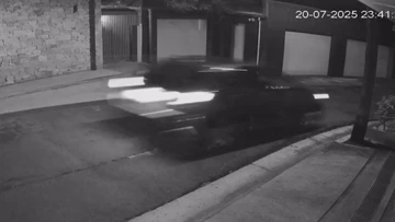 Dashcam shows moment car allegedly speeds, crashes through elite Sydney suburb