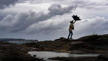 Heavy rain, flash flood warning across NSW this weekend