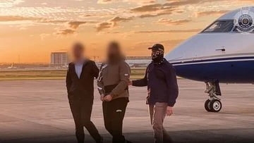 Police extradite four men allegedly involved in 'premeditated' extortion on Sunshine Coast