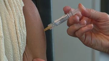 Queensland premier, deputy premier won't confirm if they've had flu jab