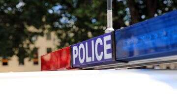 Man allegedly throws boiling liquid at NT police before fleeing into river