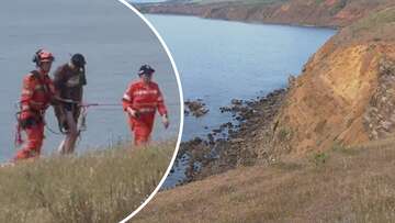 Hiker rescued after falling down perilous cliff face in South Australia