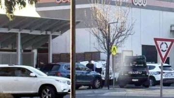 Six men on the run after teenager attacked with machete in Melbourne